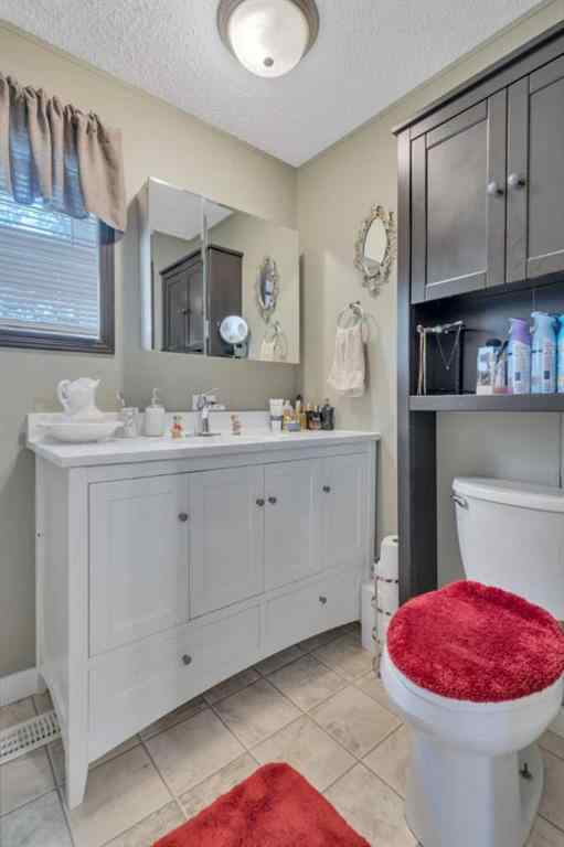 MLS® A2256340 - 117 Westwood Court  in Westwood Innisfail, Mobile