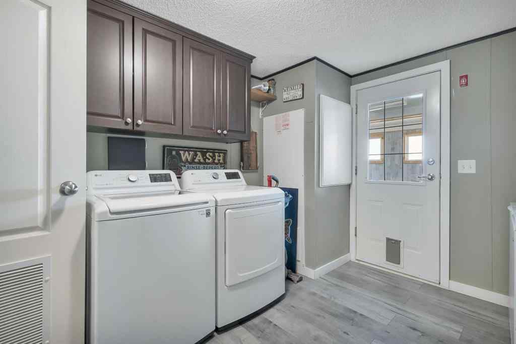 MLS® A2256340 - 117 Westwood Court  in Westwood Innisfail, Mobile