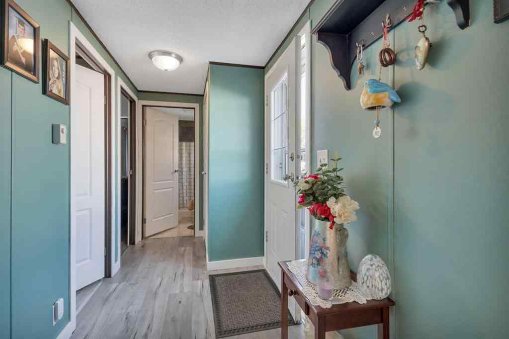 MLS® A2256340 - 117 Westwood Court  in Westwood Innisfail, Mobile