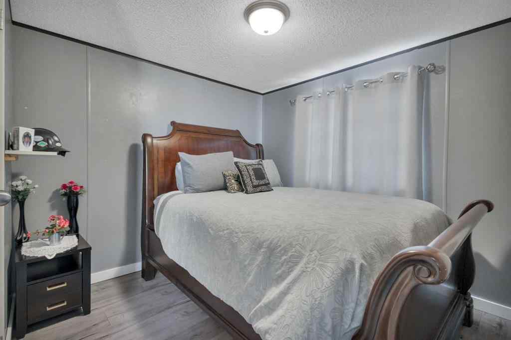MLS® A2256340 - 117 Westwood Court  in Westwood Innisfail, Mobile
