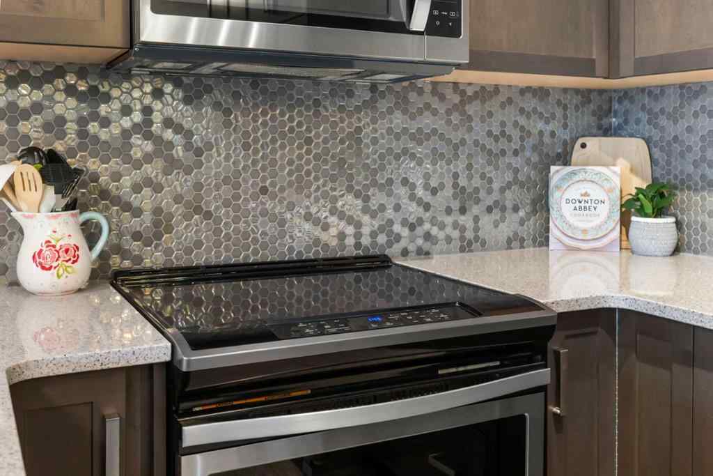 MLS® A2256341 - Unit #2105 10 Market Boulevard SE in Kings Heights Airdrie, Residential