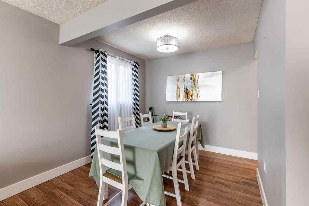 MLS® A2256346 - 92 Smithson Street SE in SE Southridge Medicine Hat, Residential