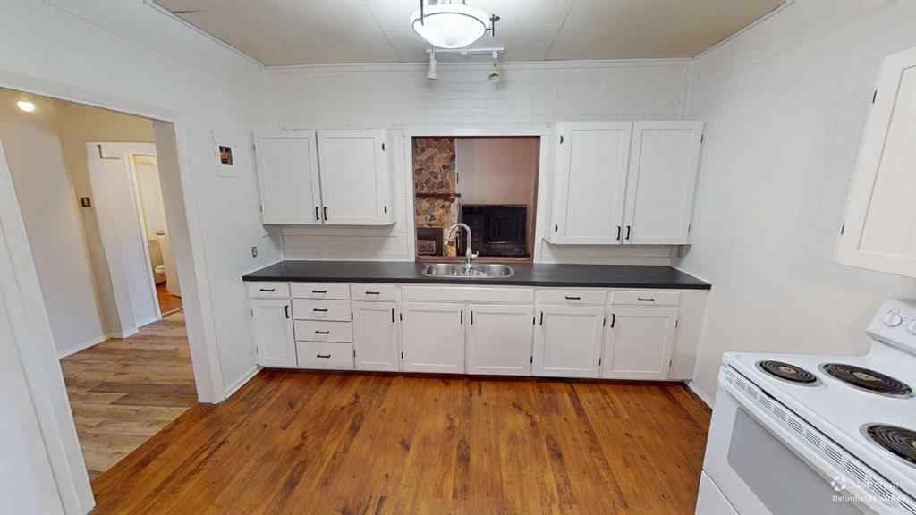 MLS® A2256347 - 702 3 Avenue  in NONE Bassano, Residential