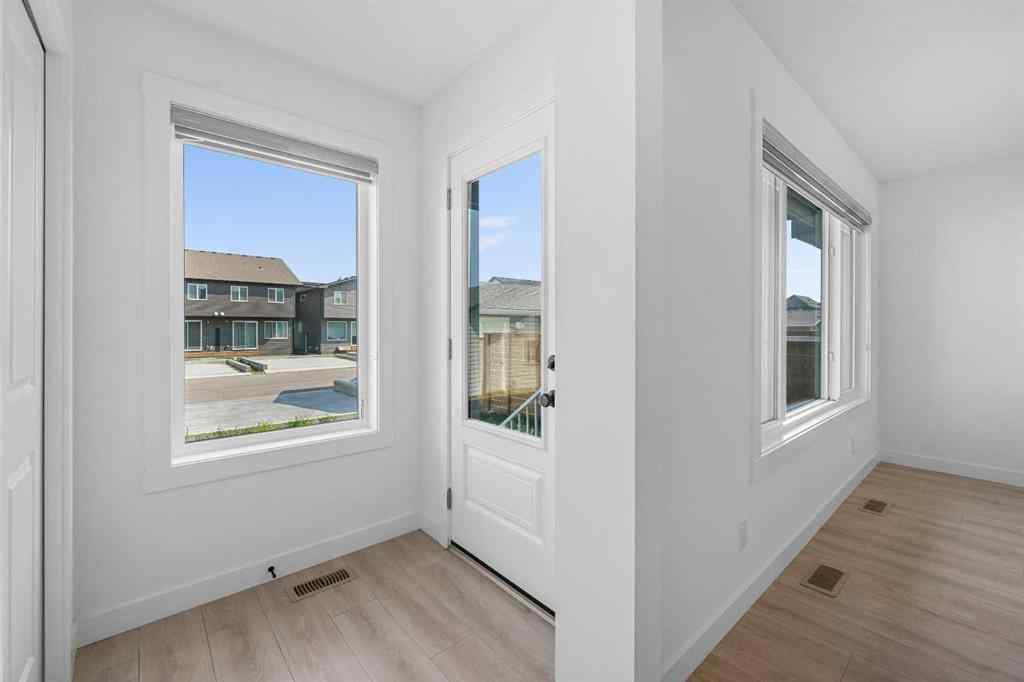 MLS® A2256349 - 520 Chinook Winds Gardens SW in Chinook Gate Airdrie, Residential