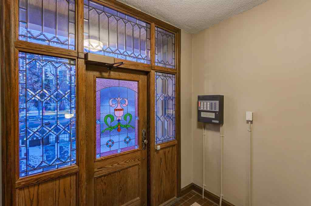MLS® A2256350 - Unit #1 830 Memorial Drive NW in Sunnyside Calgary, Residential