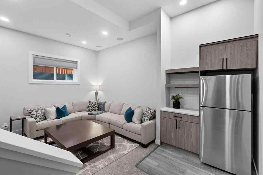 MLS® A2256351 - 305 Sundown Road  in Sunset Ridge Cochrane, Residential
