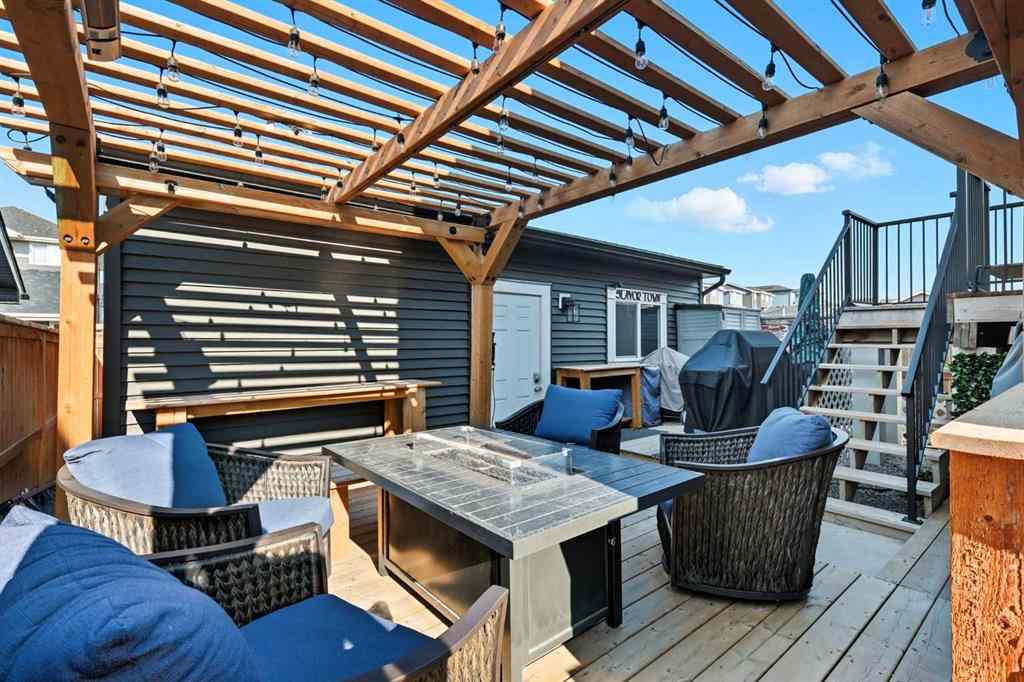MLS® A2256351 - 305 Sundown Road  in Sunset Ridge Cochrane, Residential