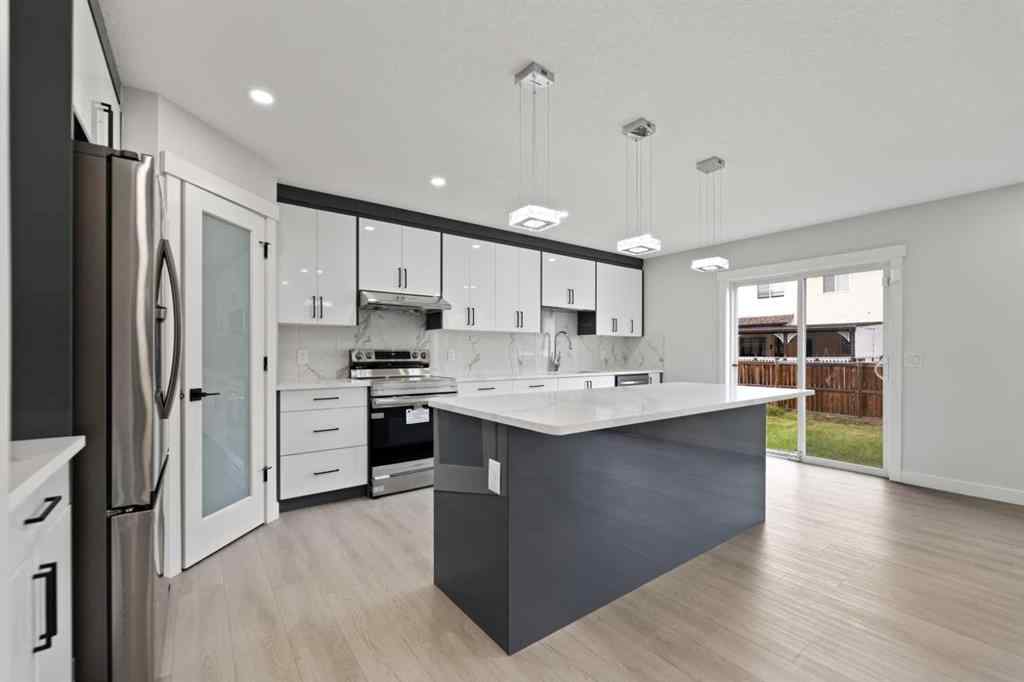 MLS® A2256352 - 81 Saddlecrest Green NE in Saddle Ridge Calgary, Residential