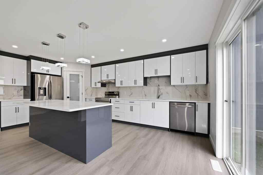 MLS® A2256352 - 81 Saddlecrest Green NE in Saddle Ridge Calgary, Residential