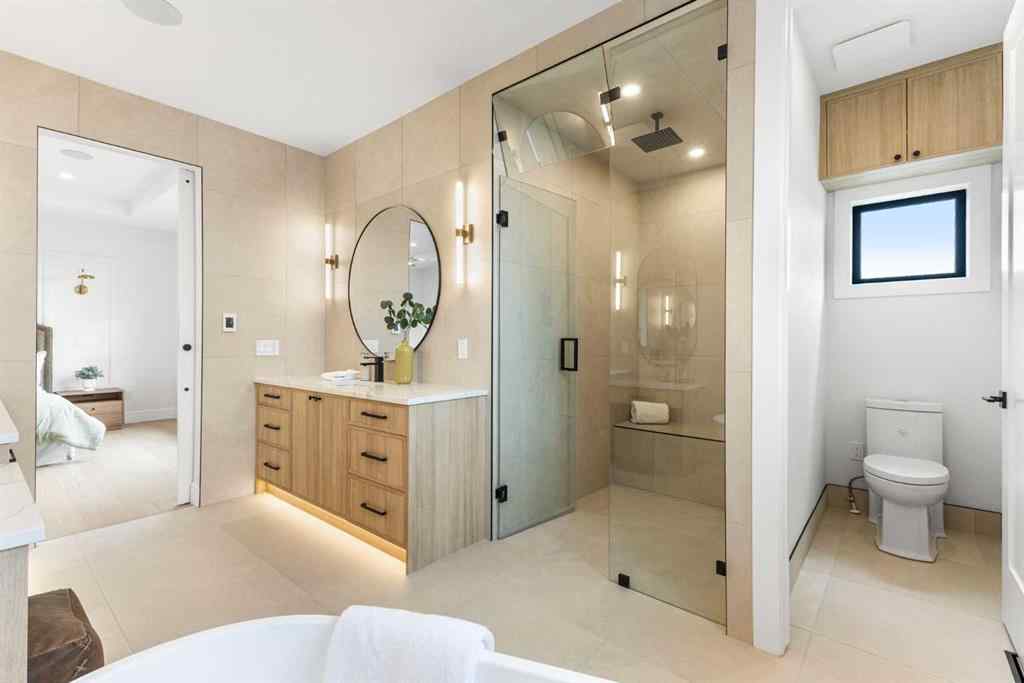 MLS® A2256353 - 430 21 Avenue NE in Winston Heights/Mountview Calgary, Residential