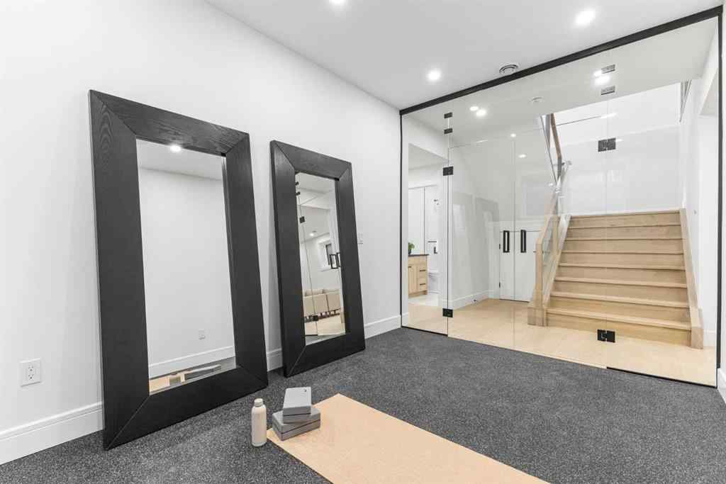 MLS® A2256353 - 430 21 Avenue NE in Winston Heights/Mountview Calgary, Residential