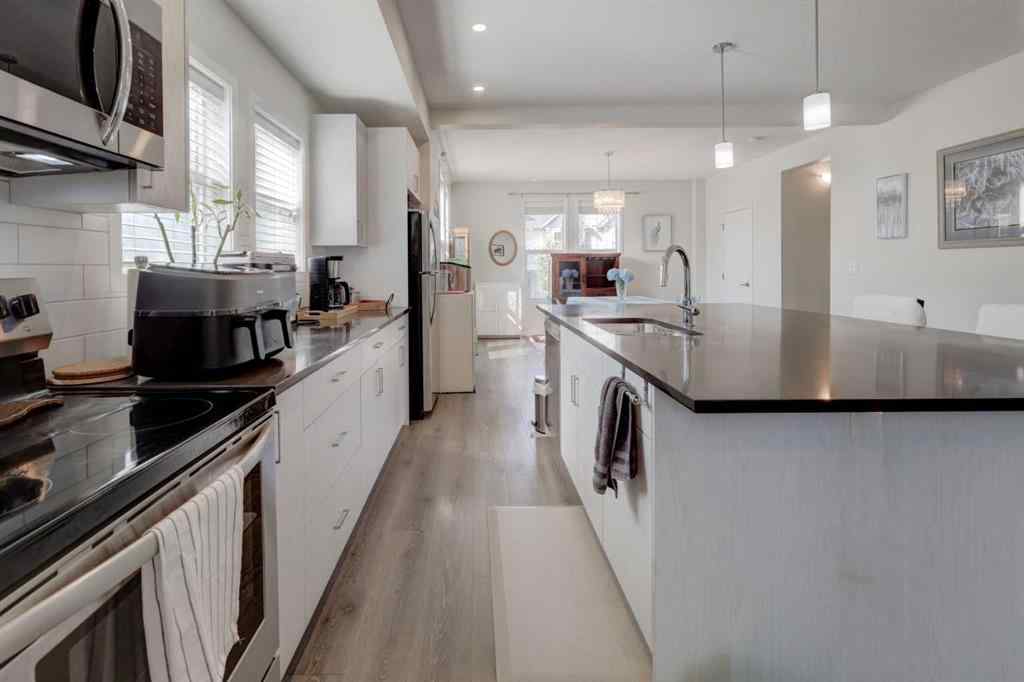 MLS® A2256358 - 113 South Point Court SW in South Point Airdrie, Residential