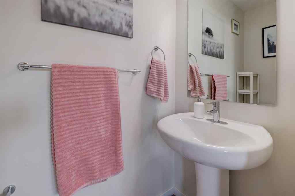 MLS® A2256358 - 113 South Point Court SW in South Point Airdrie, Residential