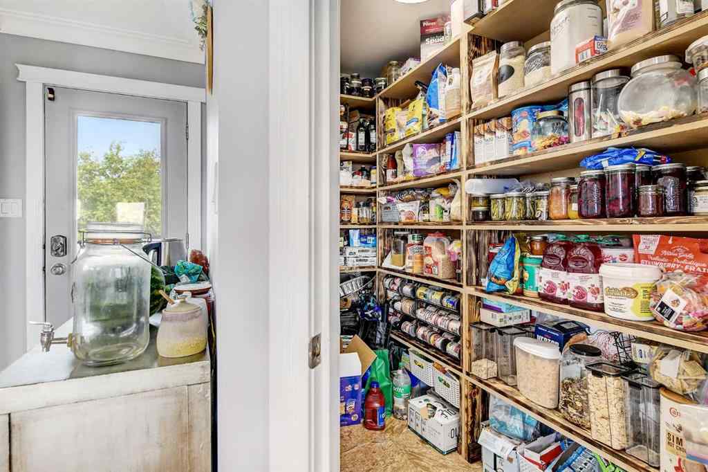 MLS® A2256361 - 1101 Redlow Drive  in NONE Beaverlodge, Residential