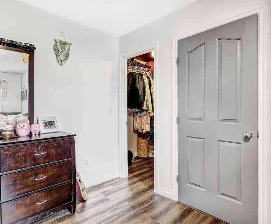 MLS® A2256361 - 1101 Redlow Drive  in NONE Beaverlodge, Residential