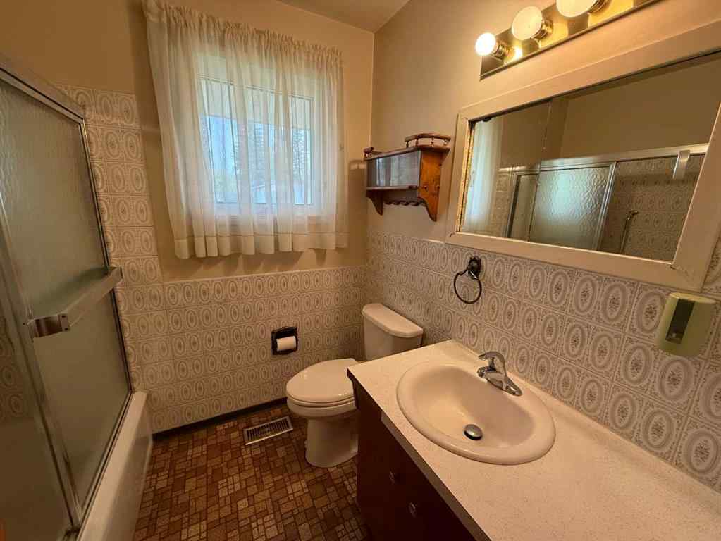 MLS® A2256363 - 122 Dorin Drive  in Hardisty Hinton, Residential