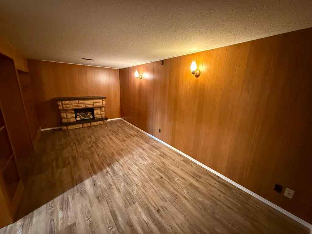 MLS® A2256363 - 122 Dorin Drive  in Hardisty Hinton, Residential