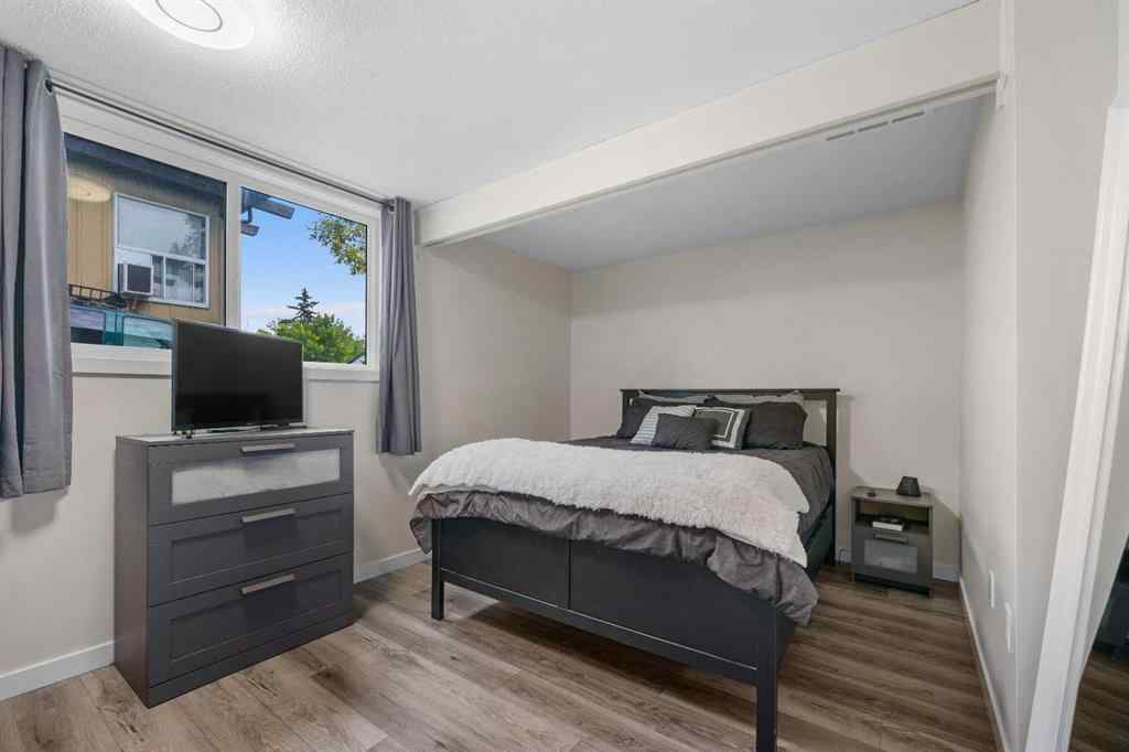 MLS® A2256368 - 615 Sabrina Road SW in Southwood Calgary, Residential