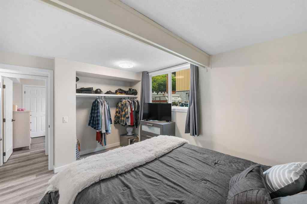 MLS® A2256368 - 615 Sabrina Road SW in Southwood Calgary, Residential
