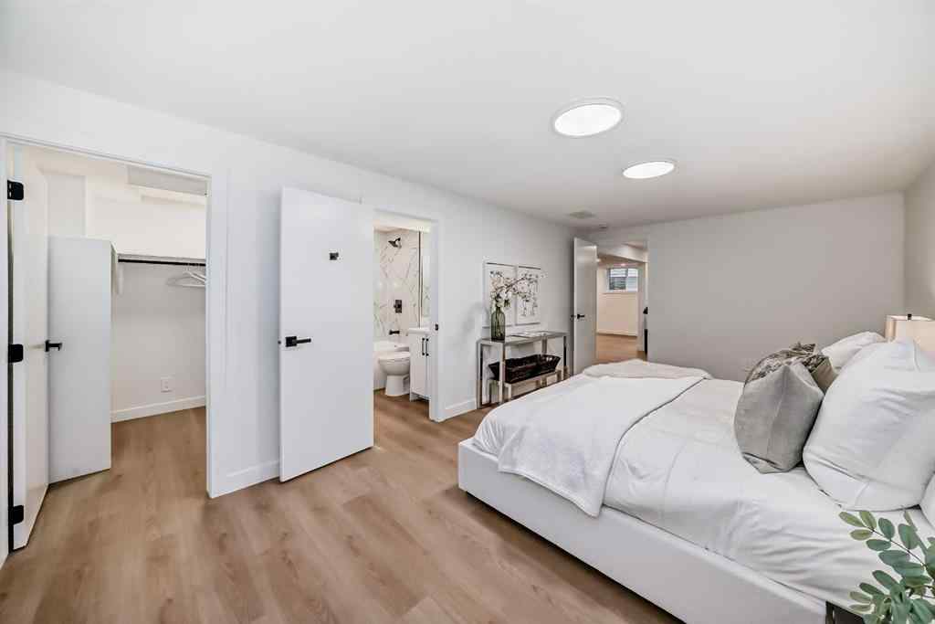 MLS® A2256369 - 636 Cedarille Way SW in Cedarbrae Calgary, Residential