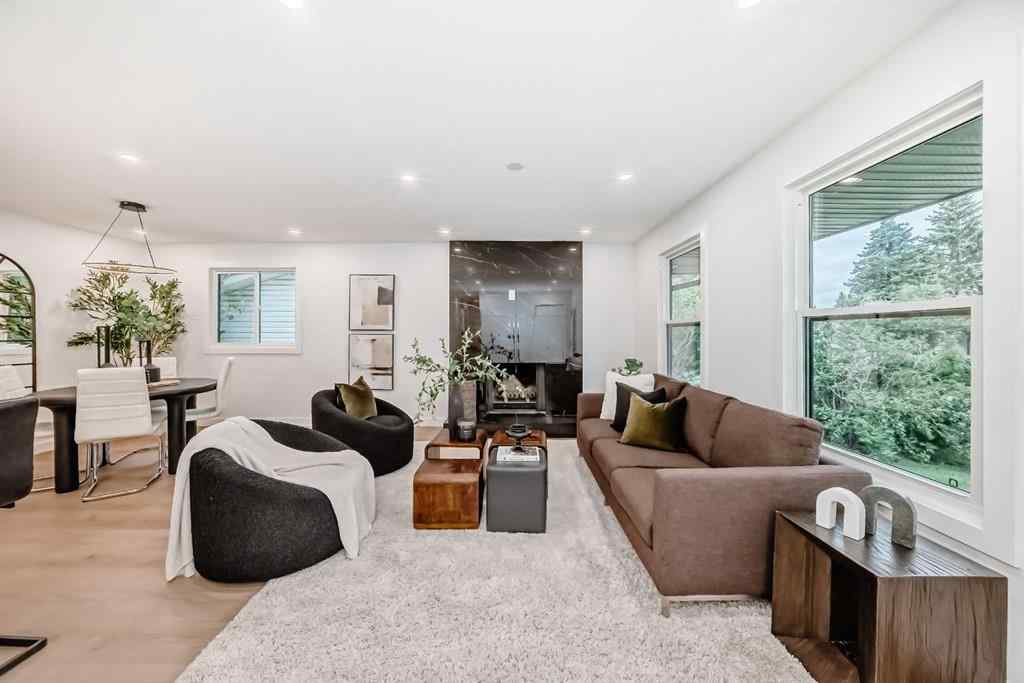 MLS® A2256369 - 636 Cedarille Way SW in Cedarbrae Calgary, Residential