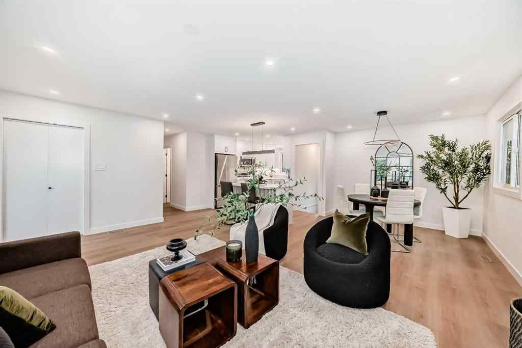 MLS® A2256369 - 636 Cedarille Way SW in Cedarbrae Calgary, Residential