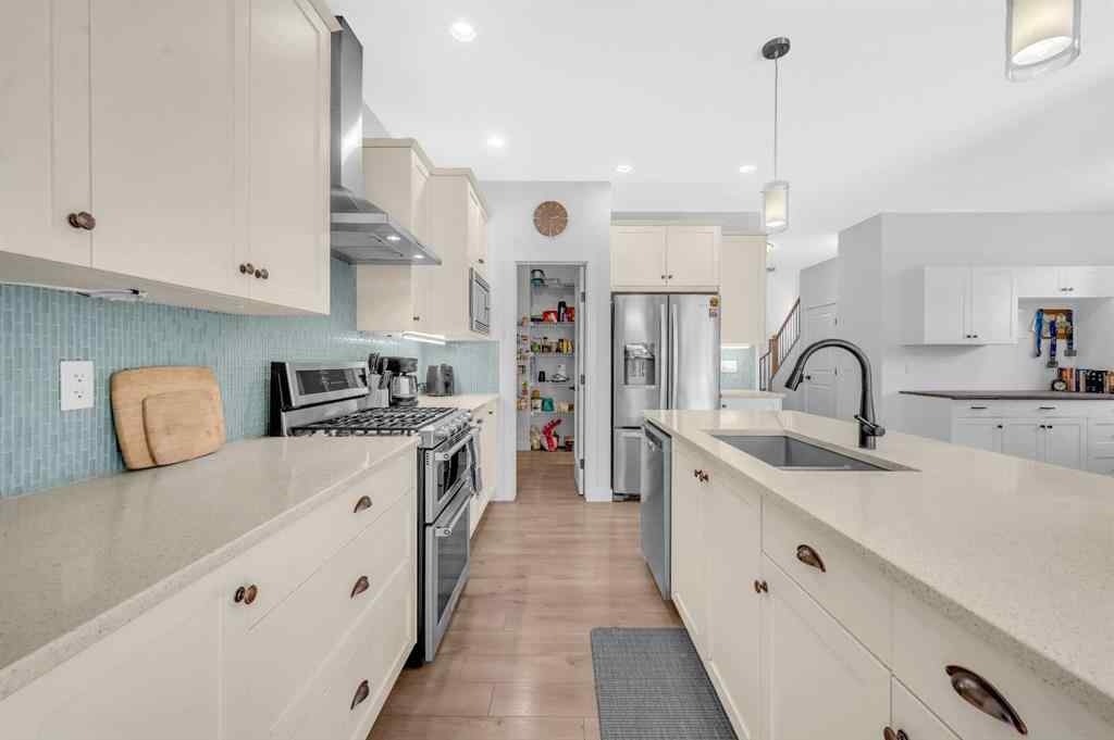 MLS® A2256374 - 325 Bayview Way SW in Bayview Airdrie, Residential