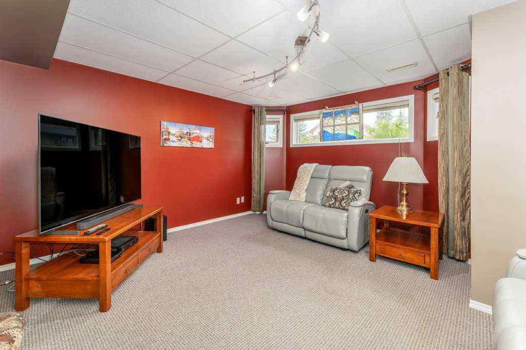 MLS® A2256376 - 270 Lady MacDonald Drive  in Avens/Canyon Close Canmore, Residential