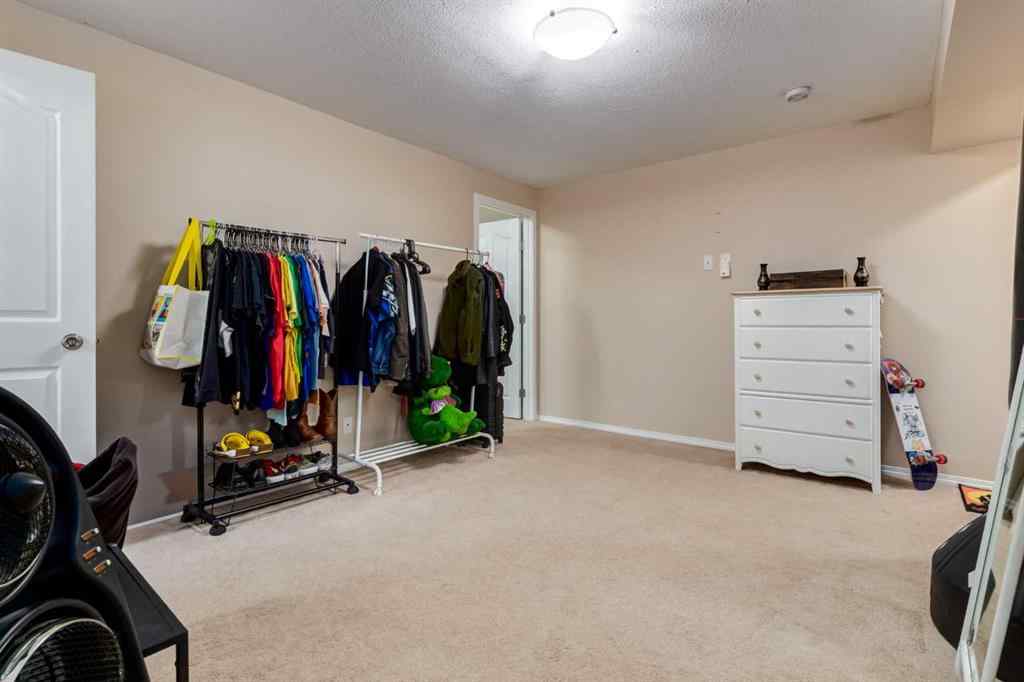 MLS® A2256377 - 82 Everglen Crescent SW in Evergreen Calgary, Residential