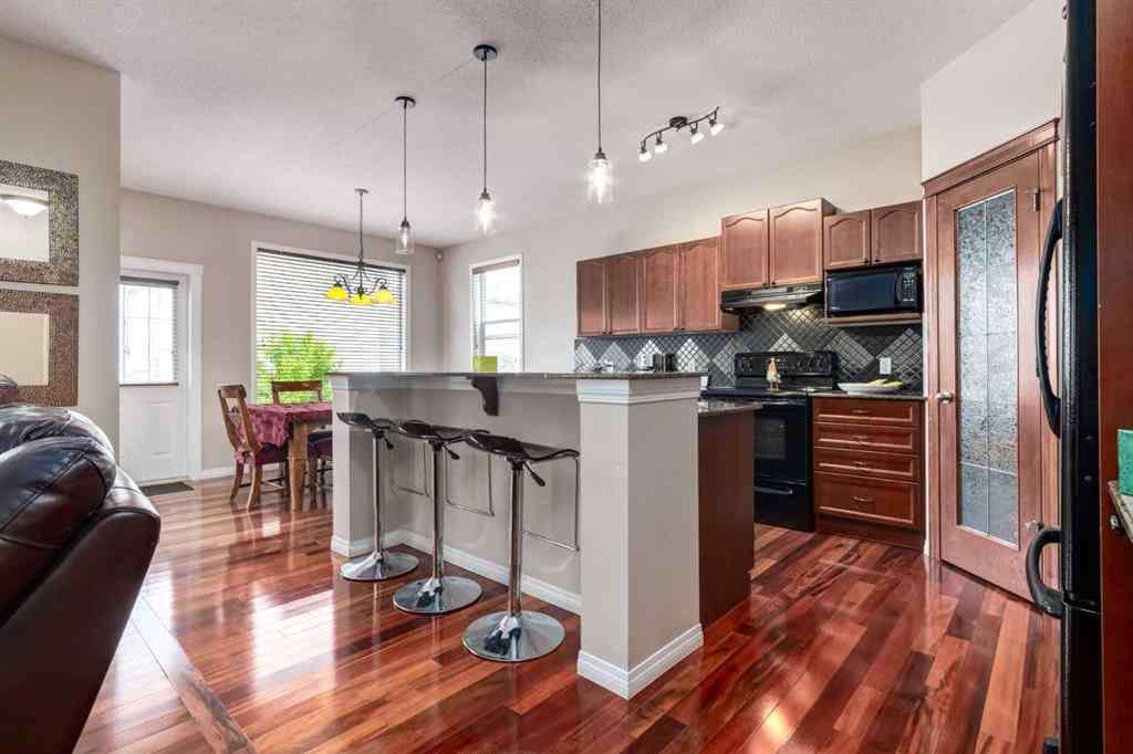 MLS® A2256377 - 82 Everglen Crescent SW in Evergreen Calgary, Residential