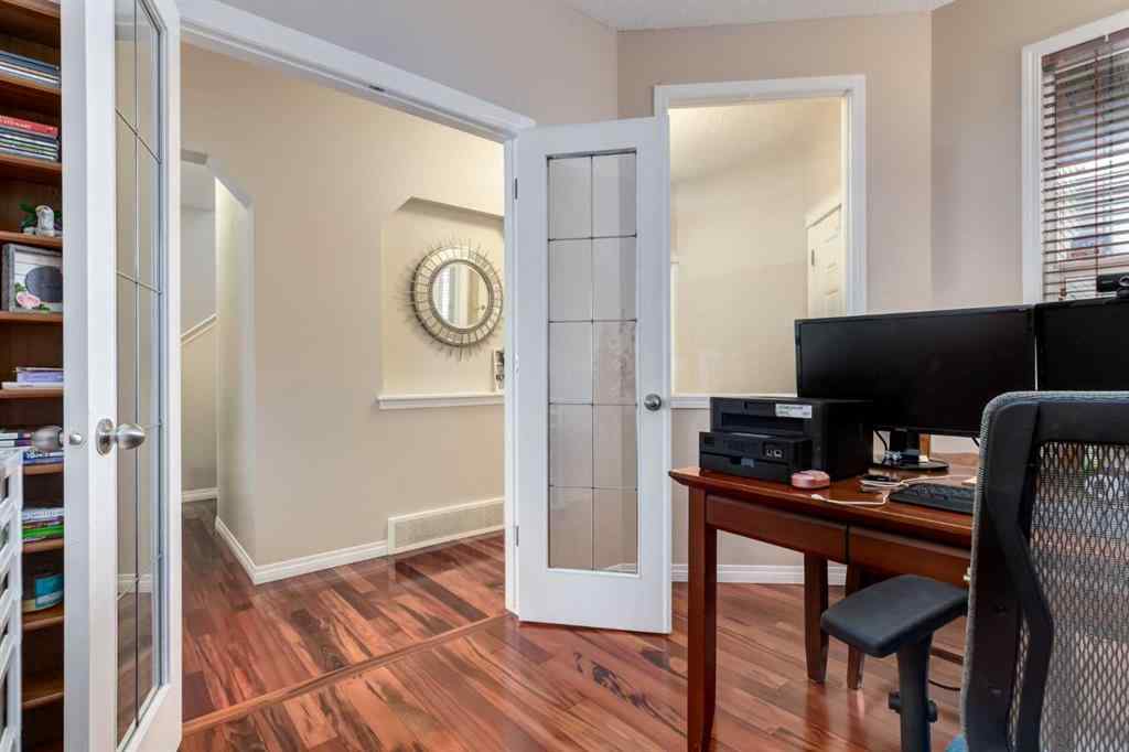 MLS® A2256377 - 82 Everglen Crescent SW in Evergreen Calgary, Residential