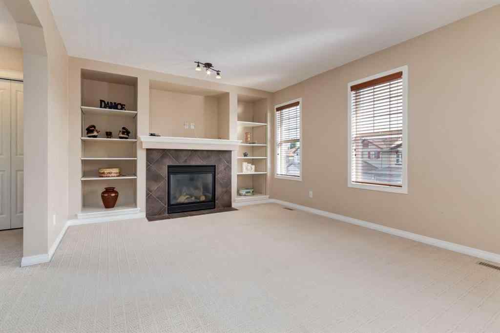 MLS® A2256377 - 82 Everglen Crescent SW in Evergreen Calgary, Residential