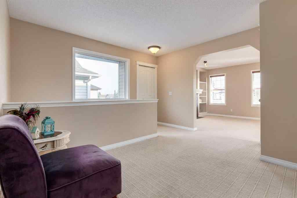 MLS® A2256377 - 82 Everglen Crescent SW in Evergreen Calgary, Residential
