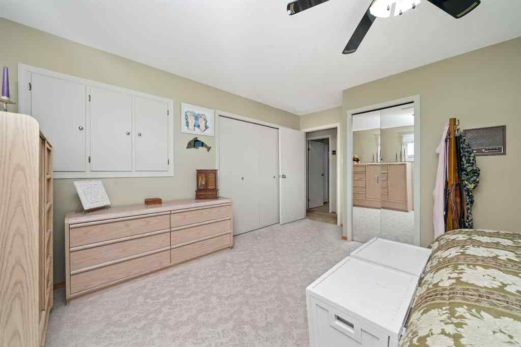 MLS® A2256379 - 72 Rossmere Way SE in Ross Glen Medicine Hat, Residential