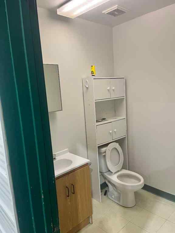 MLS&reg; # A2256380 - Unit #Bay 3 3440 33 Street  in NONE Whitecourt, Commercial Open Houses