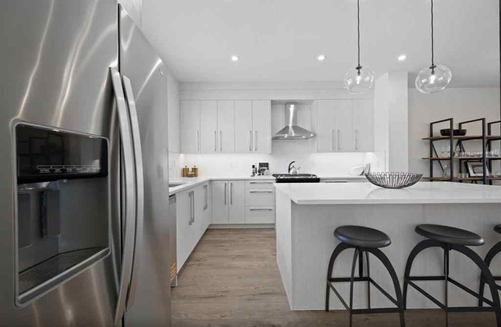 MLS® A2256381 - 552 Lewisburg Place NE in Lewisburg Calgary, Residential