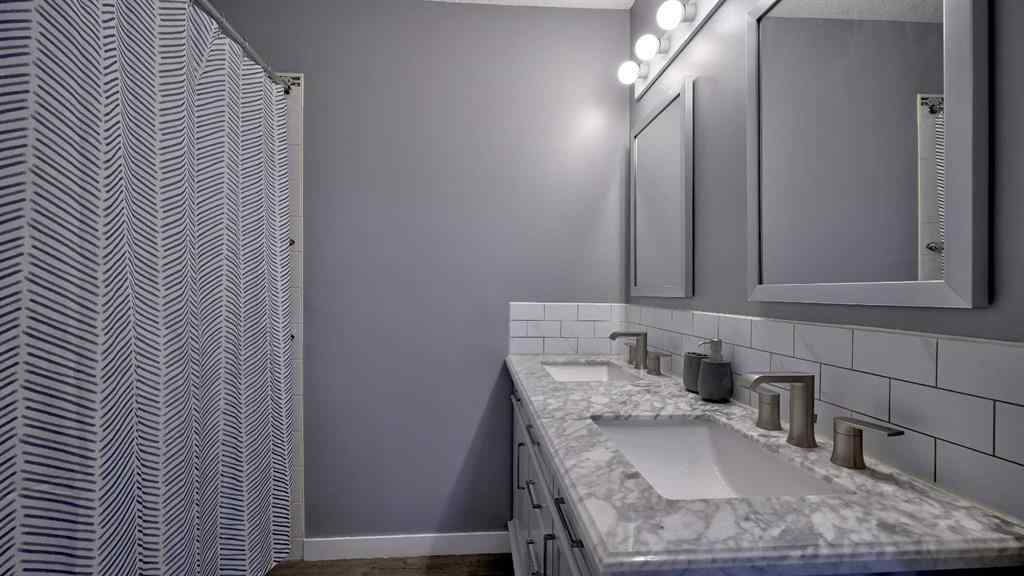 MLS® A2256383 - Unit #9 567 Edmonton Trail NE in Edmonton Trail Airdrie, Residential