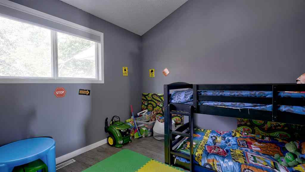 MLS® A2256383 - Unit #9 567 Edmonton Trail NE in Edmonton Trail Airdrie, Residential