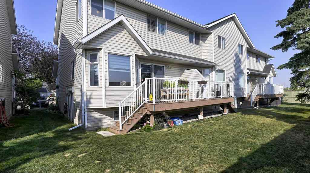MLS® A2256383 - Unit #9 567 Edmonton Trail NE in Edmonton Trail Airdrie, Residential