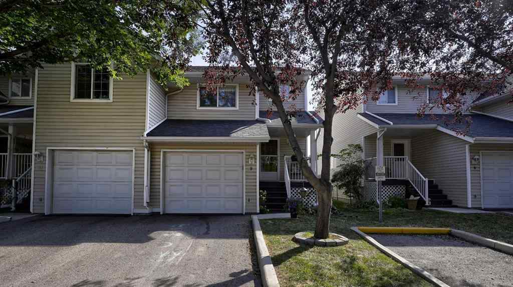 MLS® A2256383 - Unit #9 567 Edmonton Trail NE in Edmonton Trail Airdrie, Residential