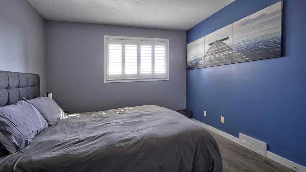 MLS® A2256383 - Unit #9 567 Edmonton Trail NE in Edmonton Trail Airdrie, Residential