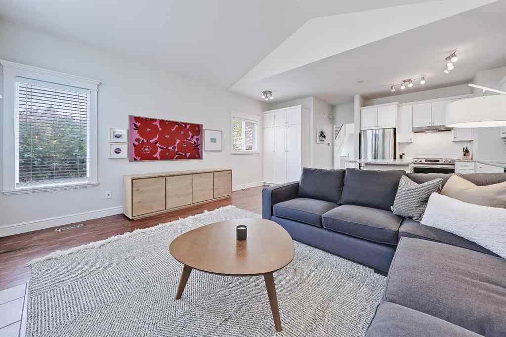 MLS® A2256384 - 2106 21 Avenue SW in Richmond Calgary, Residential