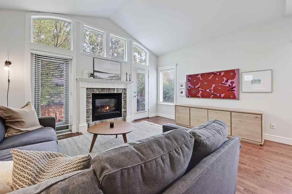 MLS® A2256384 - 2106 21 Avenue SW in Richmond Calgary, Residential