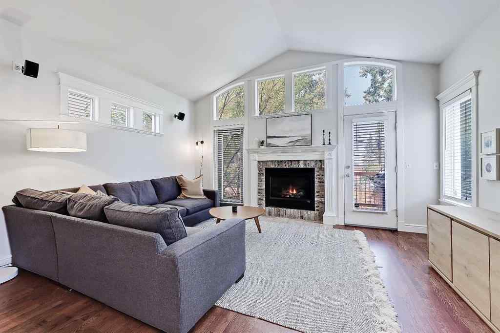 MLS® A2256384 - 2106 21 Avenue SW in Richmond Calgary, Residential