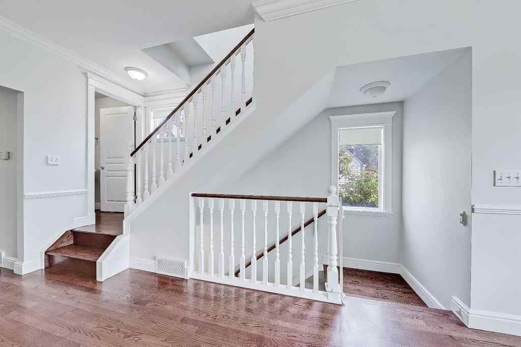 MLS® A2256384 - 2106 21 Avenue SW in Richmond Calgary, Residential