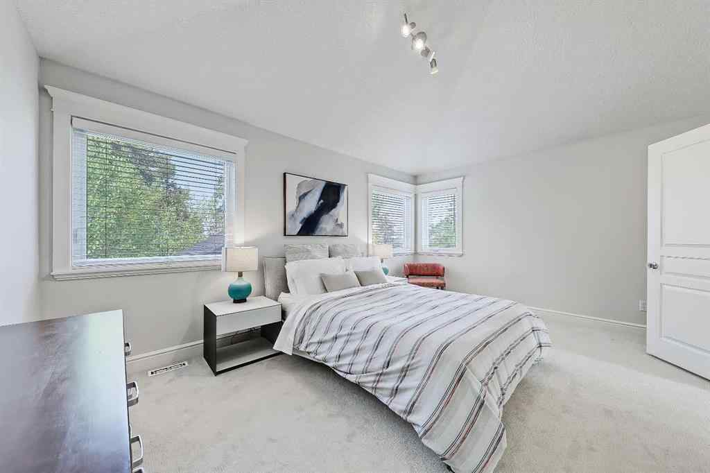 MLS® A2256384 - 2106 21 Avenue SW in Richmond Calgary, Residential