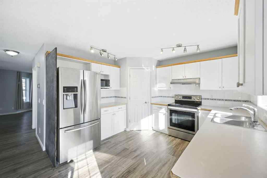 MLS® A2256385 - 120 Hidden Ranch Hill NW in Hidden Valley Calgary, Residential