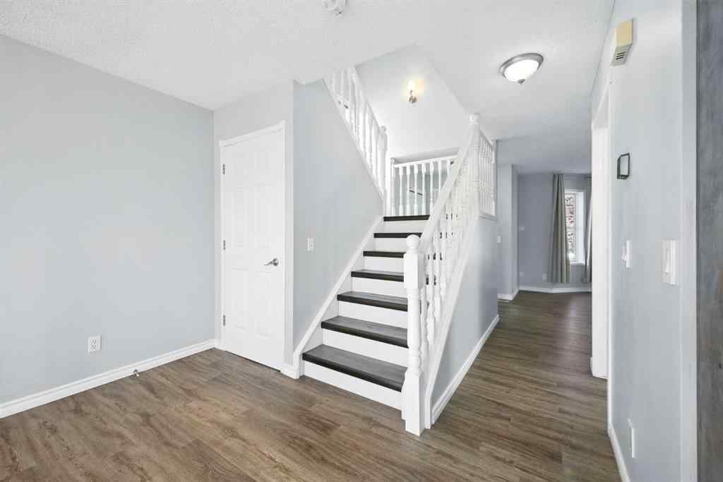 MLS® A2256385 - 120 Hidden Ranch Hill NW in Hidden Valley Calgary, Residential