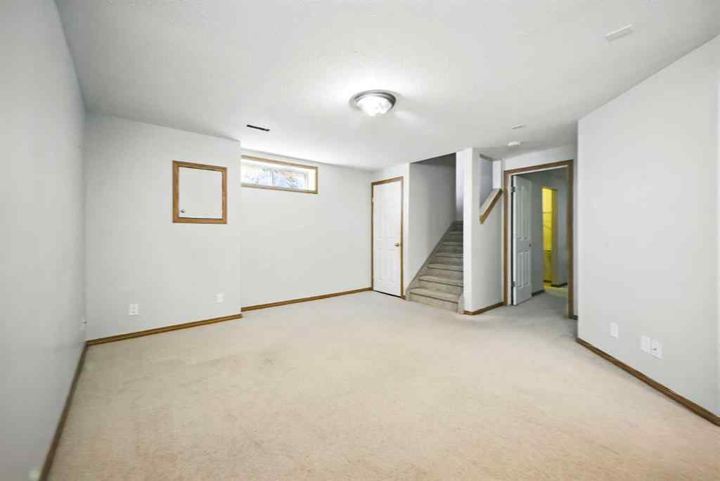 MLS® A2256385 - 120 Hidden Ranch Hill NW in Hidden Valley Calgary, Residential