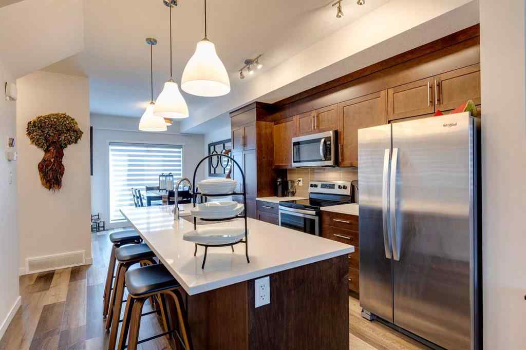 MLS® A2256387 - 116 Shawnee Common SW in Shawnee Slopes Calgary, Residential